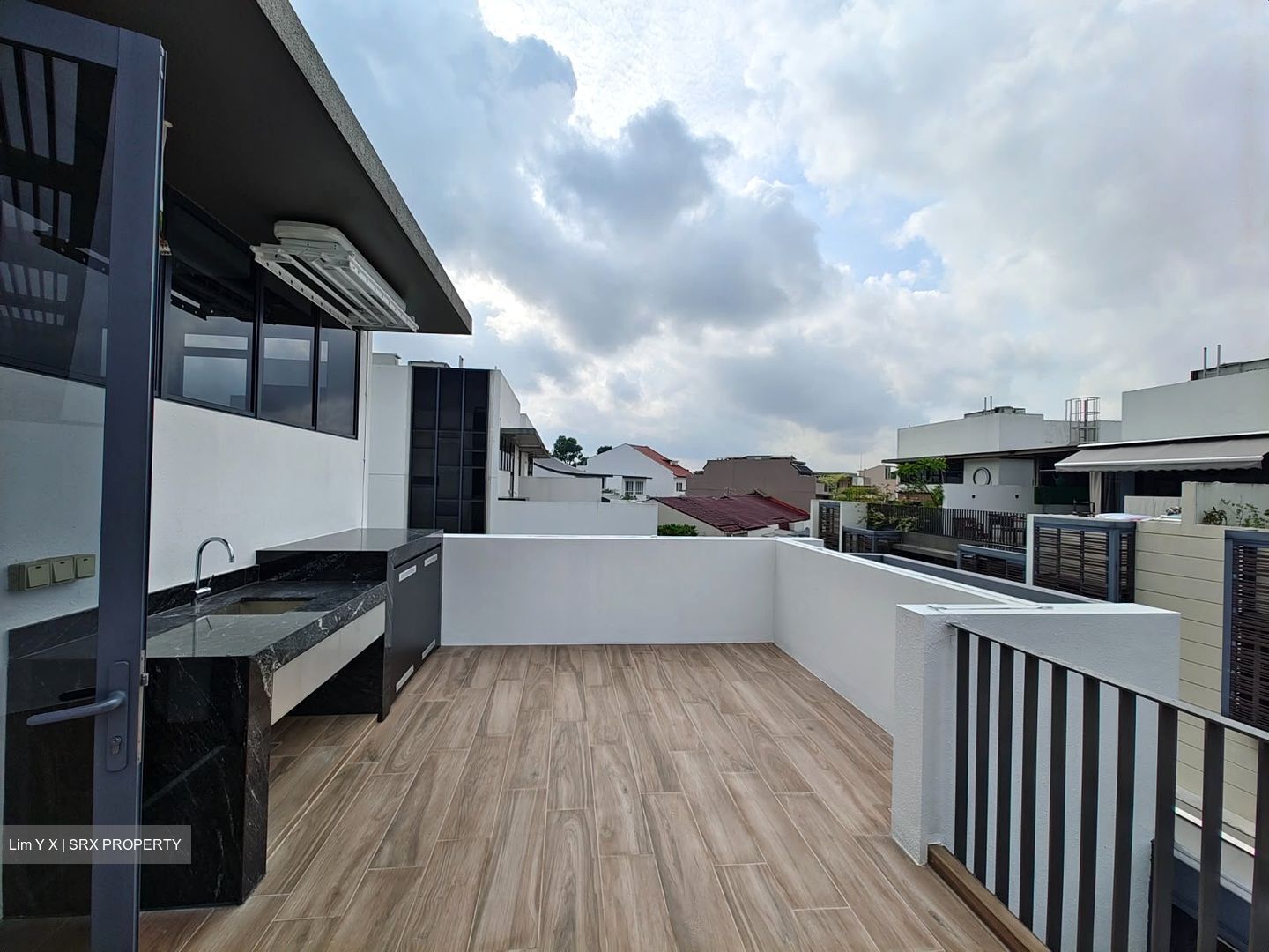Alana (D28), Terrace #629222171